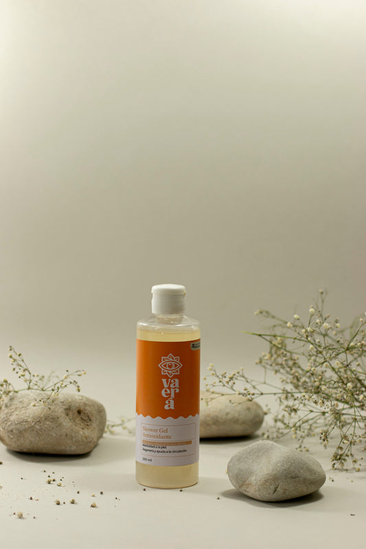 Shower Gel Antioxidante y Revitalizante con Café y Romero