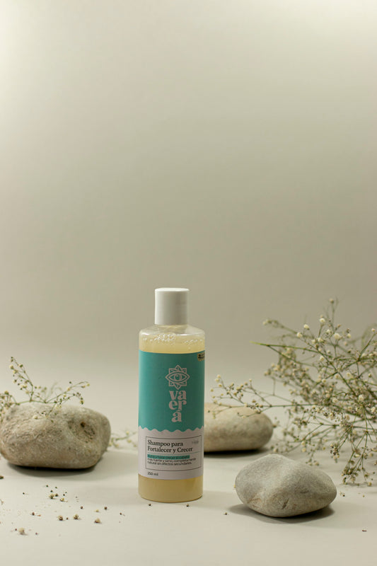 Shampoo Natural para el Crecimiento del Cabello y Prevención de Caída